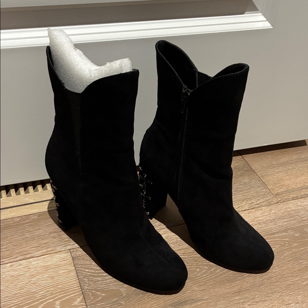 Badgley Mischka Black Women's Boots
